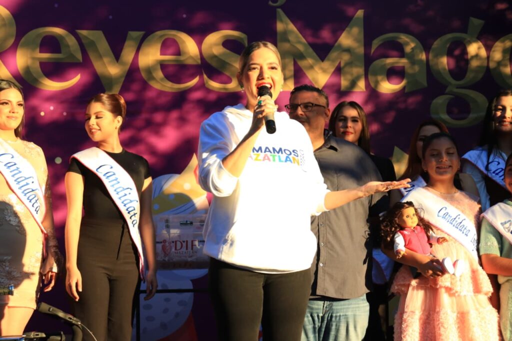 Estrella Palacios en celebración de Reyes Magos, en Mazatlán