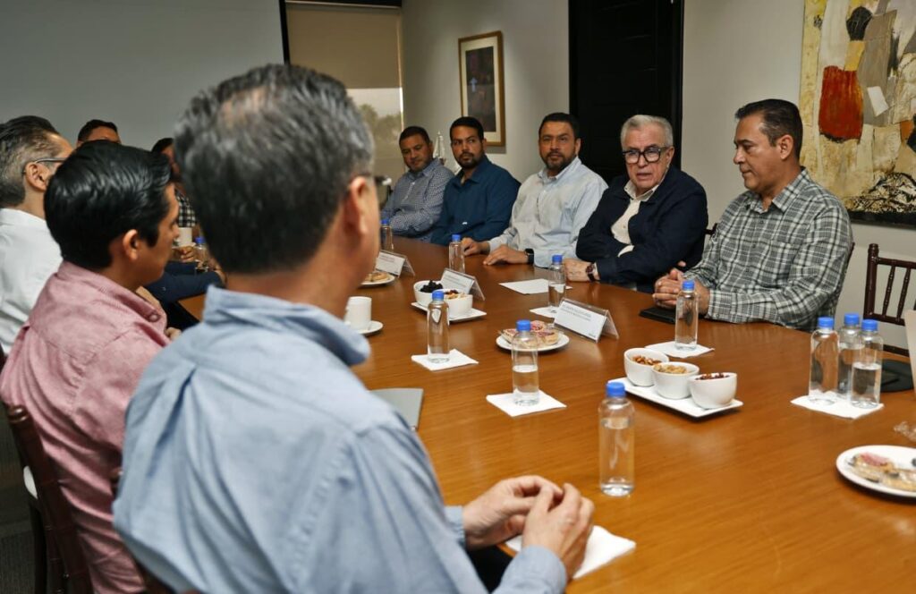 Rocha Moya se reúne con comercializadores de garbanzo previo a la Expo Gulfood en Dubai