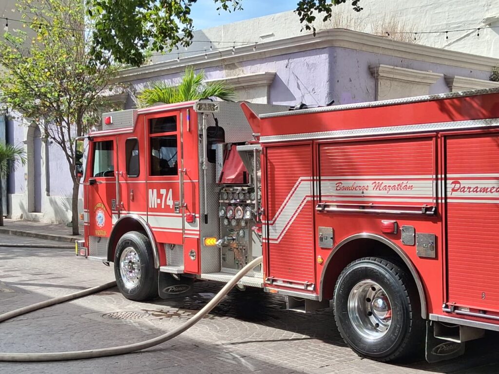 Camión de Bomberos Mazatlán
