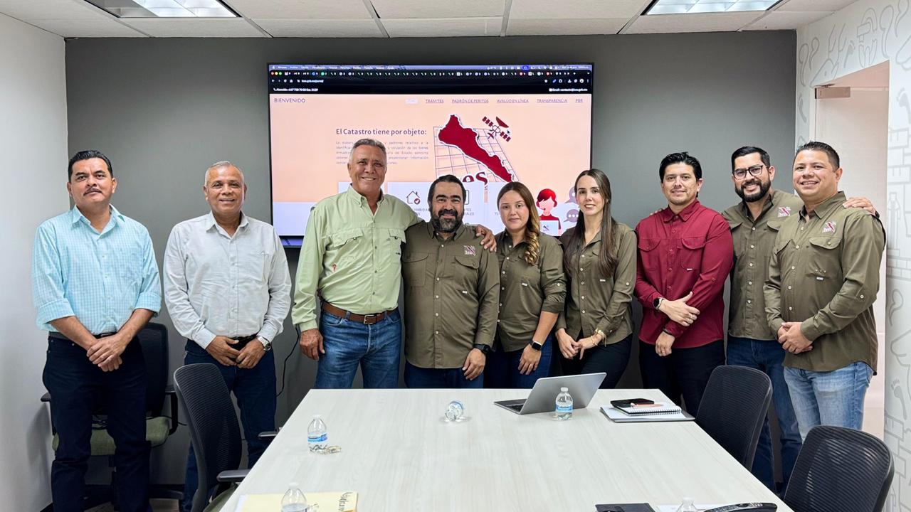 Gildardo Leyva realiza gira de trabajo en Culiacán