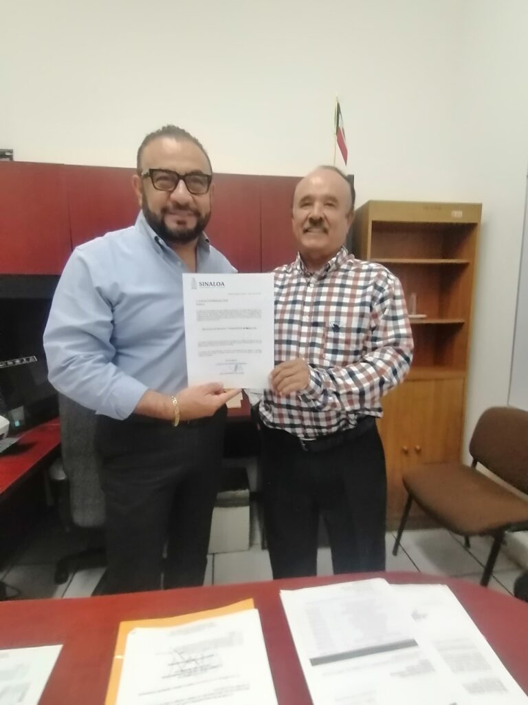 Marco Antonio Osuna Moreno junto a Juan de Dios Mendoza López.