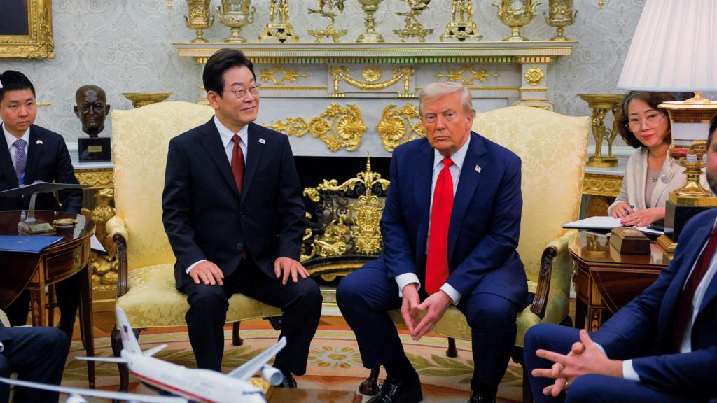 Trump anuncia aumento de aranceles a Corea del Sur del 15 % al 25 %; acusa incumplimiento de acuerdo