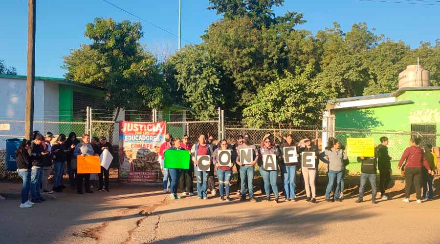 Maestros de Conafe laboran con sueldos menores al mínimo