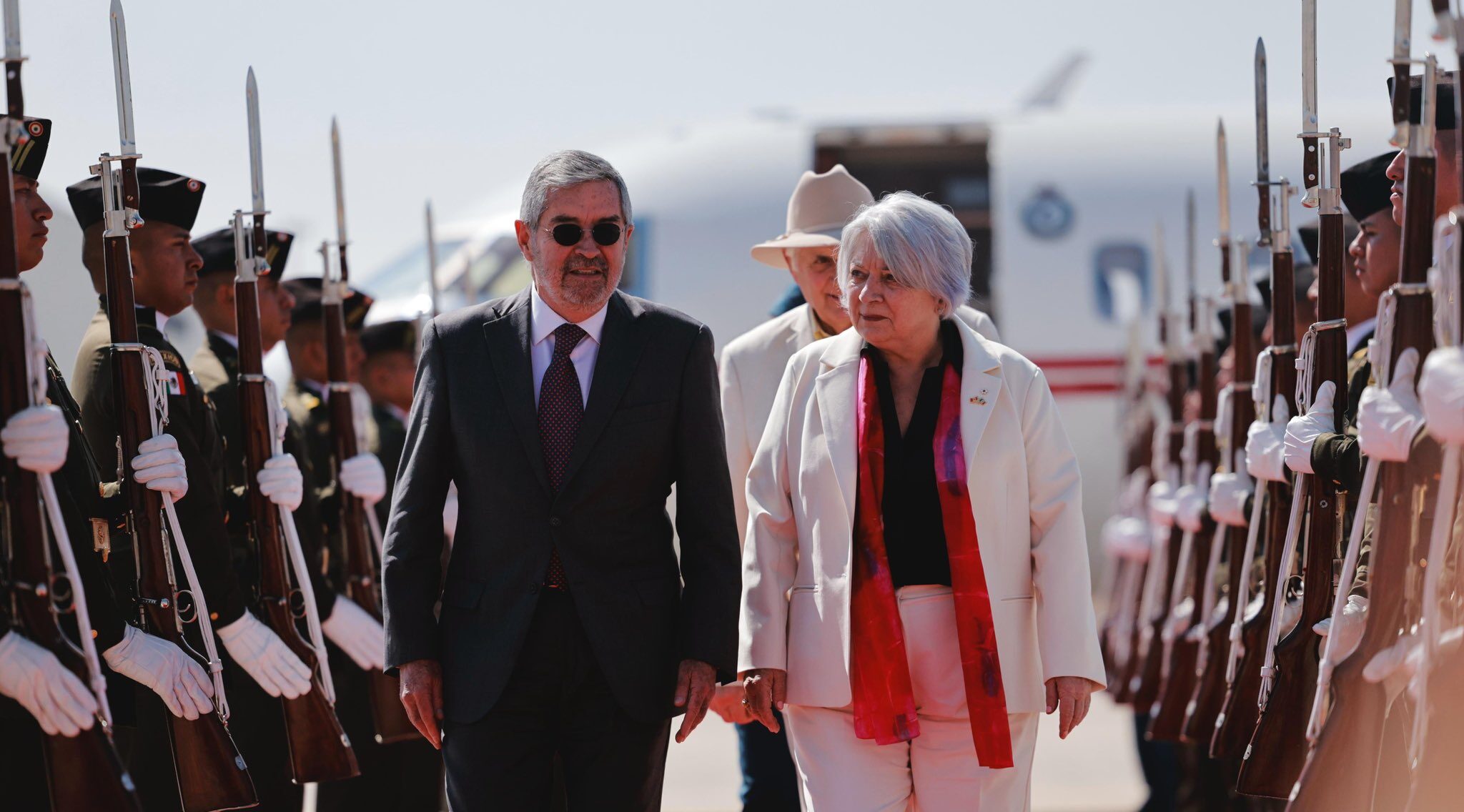 De la Fuente recibe en el AIFA a Mary Simon, gobernadora general de Canadá: ¿Cuál es su agenda?