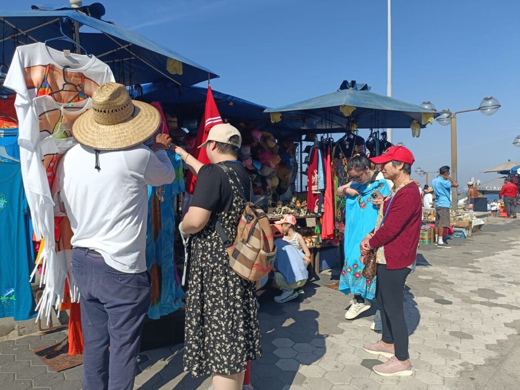 Turistas navieros en Mazatlán