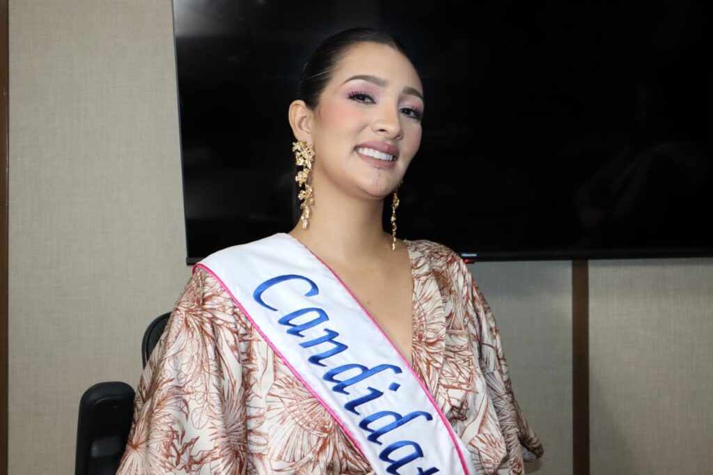 Monserrat Zamudio, candidata a reina del Carnaval de Mazatlán 2026