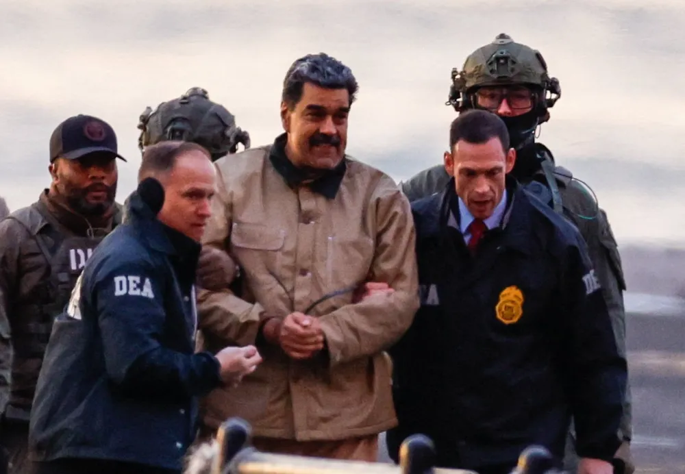 El Vaticano habría tratado de negociar asilo de Nicolás Maduro en Rusia, según el Washington Post