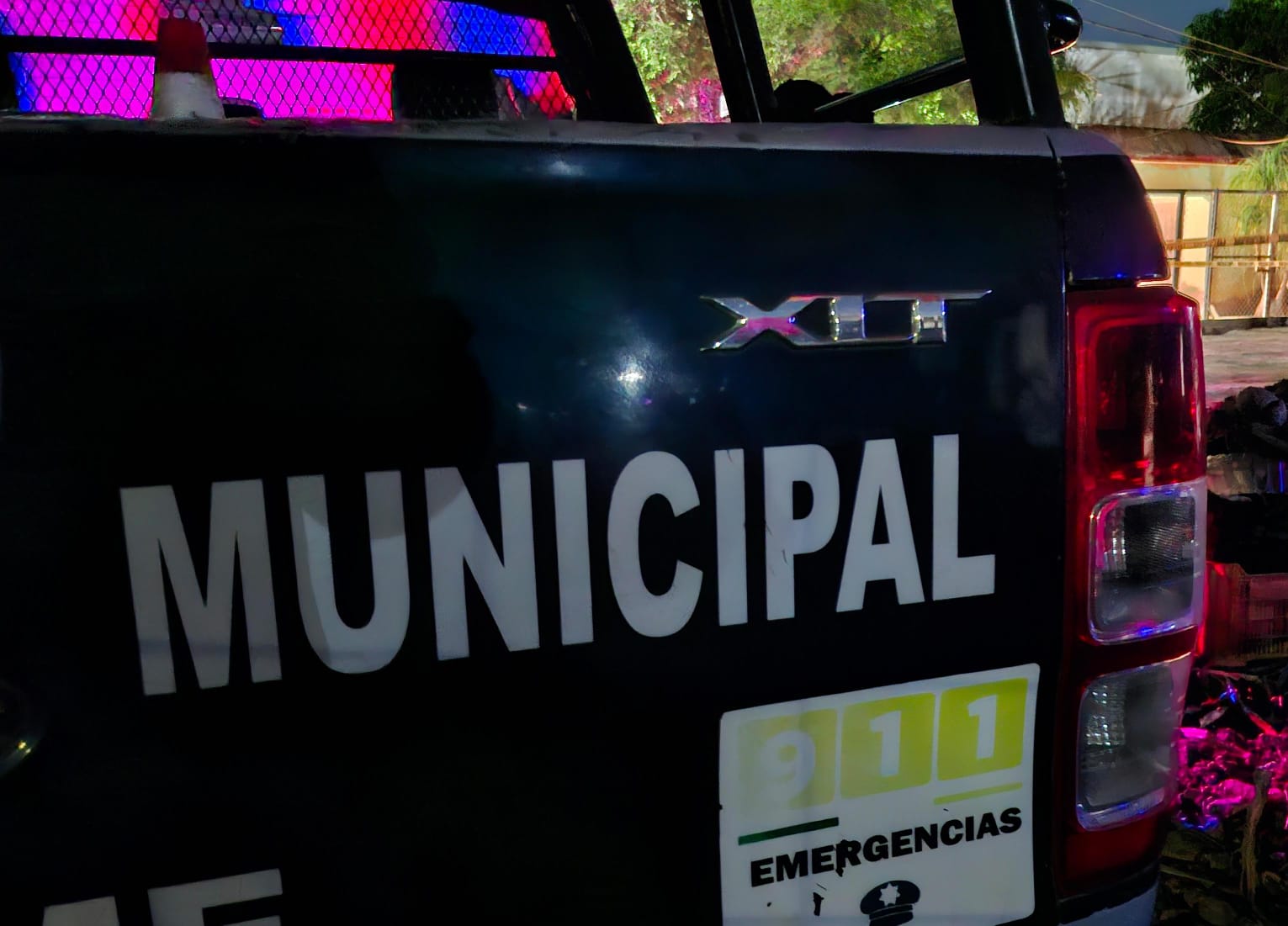 Parte trasera de una patrulla