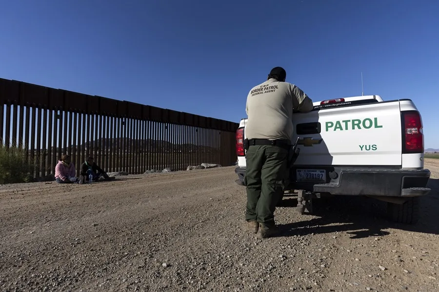 Tiroteo cerca de la frontera entre EU y México deja una persona en estado crítico