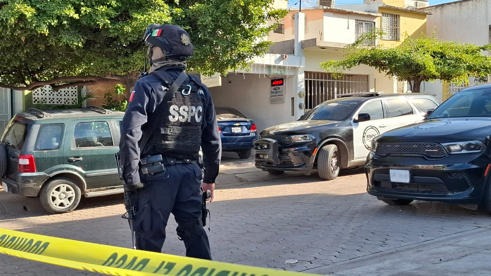 Homicidio en Culiacán (Caso: hombre asesinado a balazos dentro de una casa en Riveras del Humaya)