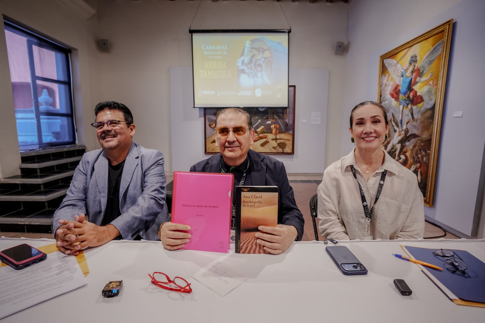 Ricardo Venegas Pérez y Ana Clavel son los ganadores de los premios literarios del Carnaval 2026.