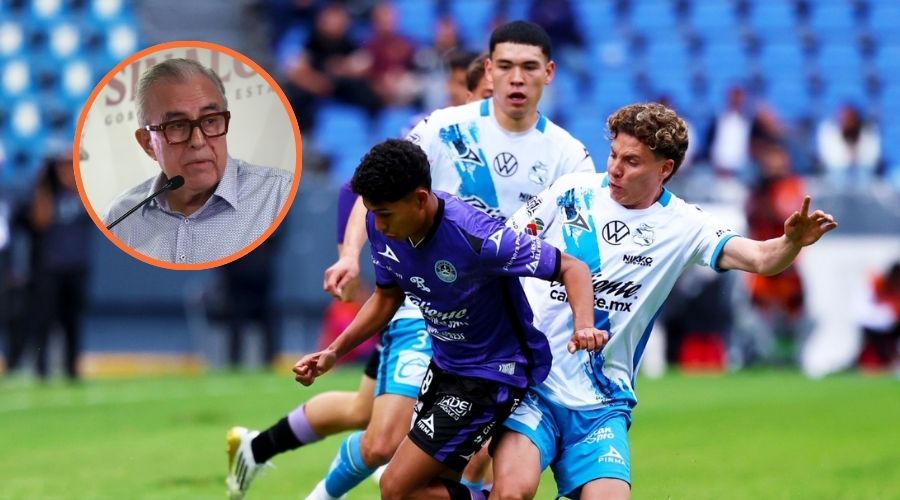 Jugadores del Mazatlán FC junto a uno del Puebla y Rubén Rocha Moya