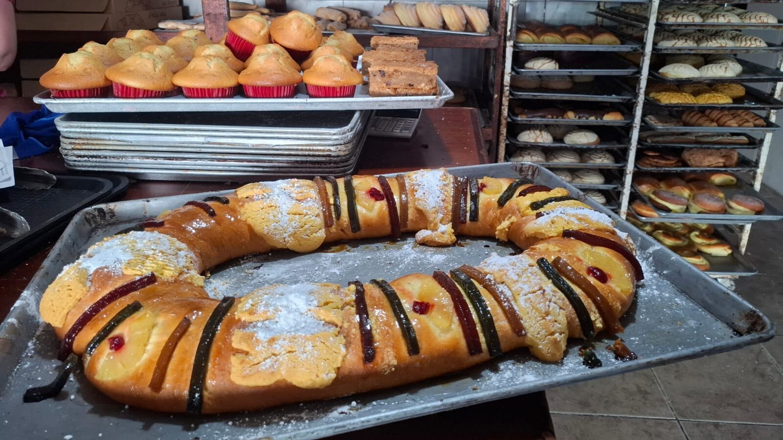 Rosca de reyes en panadería de Mazatlán