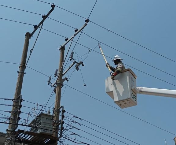 CFE restablece 99.9 % del suministro eléctrico tras sismo en Guerrero