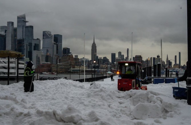 Tormenta invernal en EU: asciende a más de 19 mil el número de vuelos cancelados