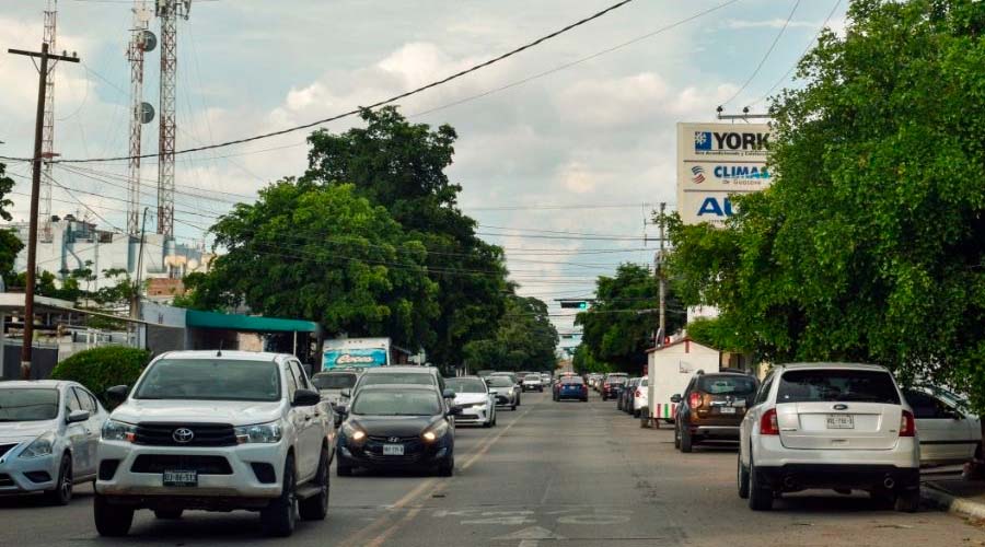 Tráfico vehicular en Guasave