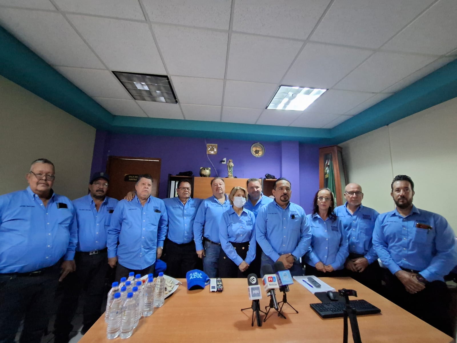 Conferencia de prensa de Alianza de Camiones en Mazatlán