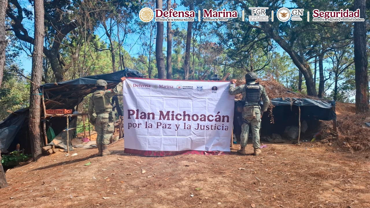 Autoridades detienen a 12 personas e inhabilitan toma clandestina en Michoacán