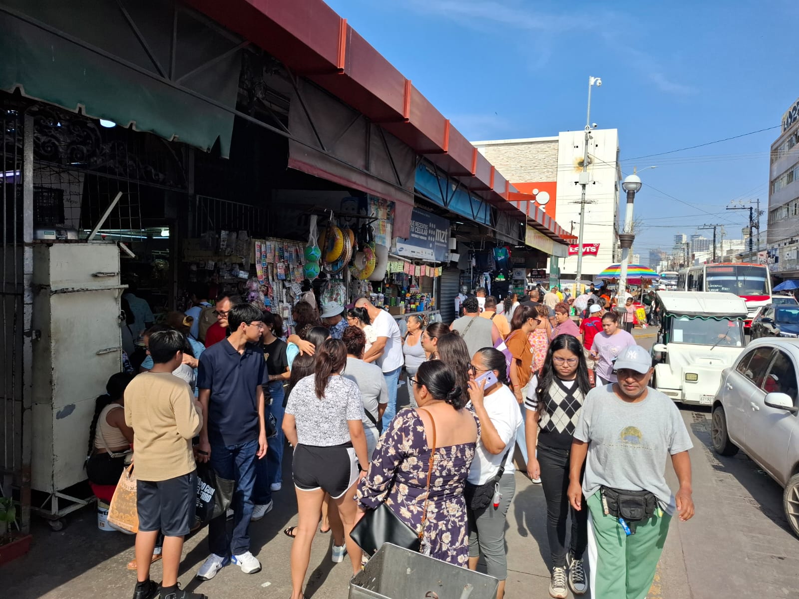 Ya se siente cuesta de enero en Mazatlán