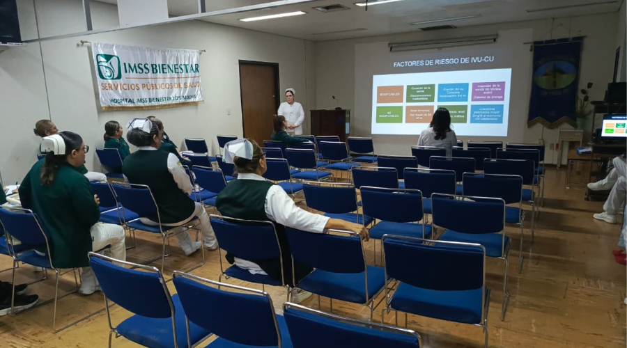 Capacitación al personal médico del Hospital General IMSS-Bienestar de Los Mochis.