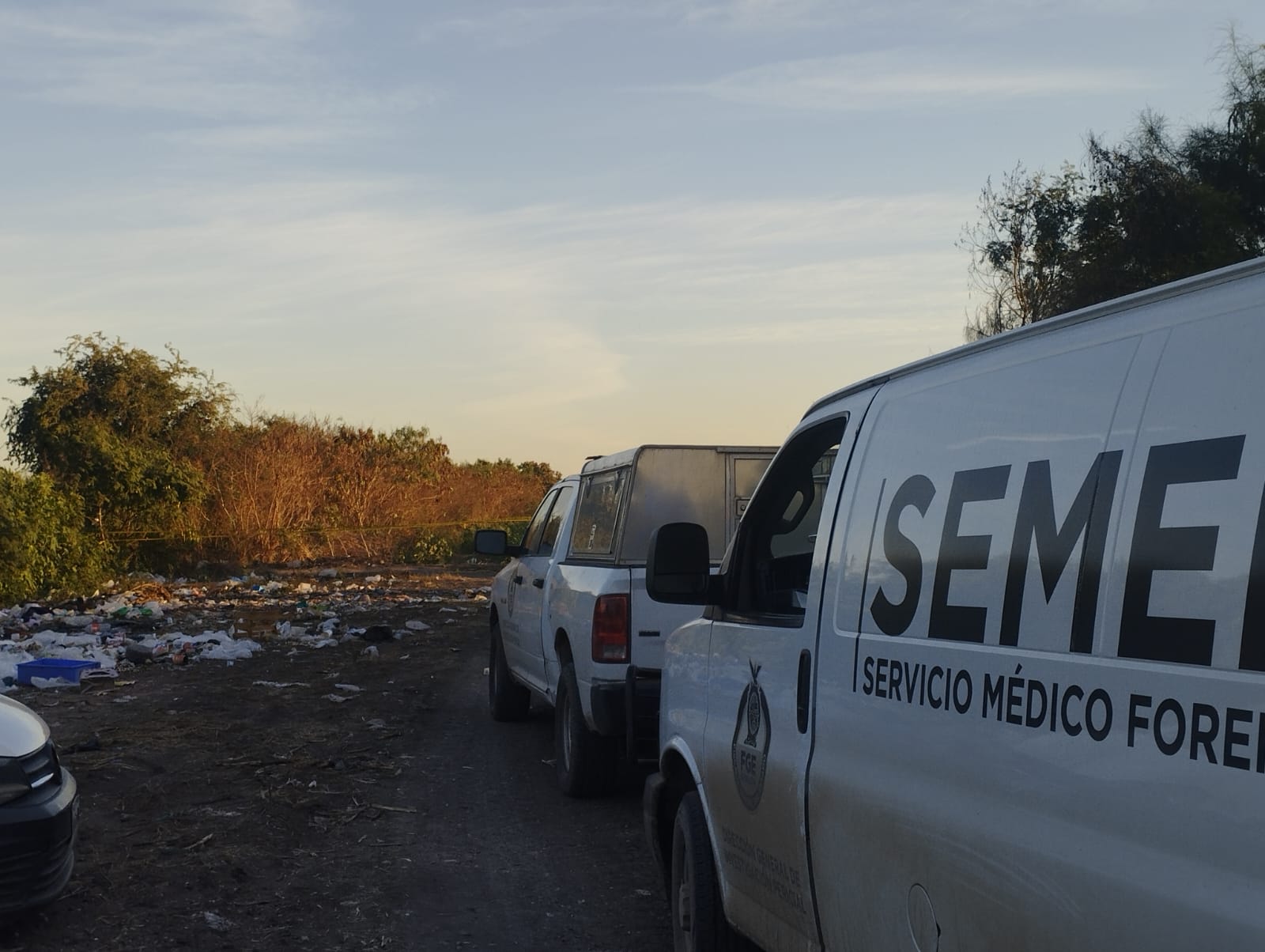 Unidades del SEMEFO y la FGE