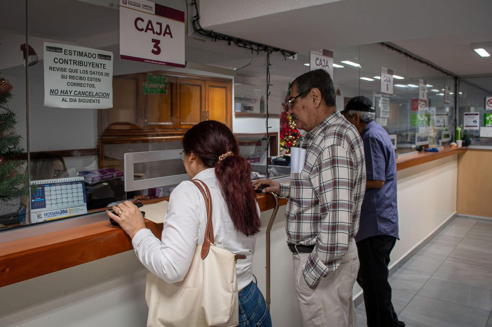 Personas en un módulo de atención