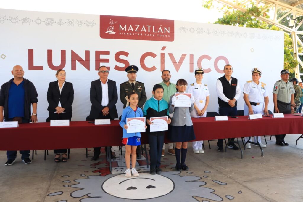 Ceremonia del Lunes Cívico