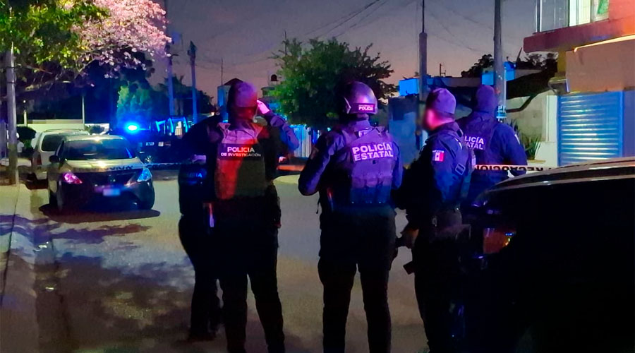 A bordo de un vehículo asesinan a hombre en Culiacán