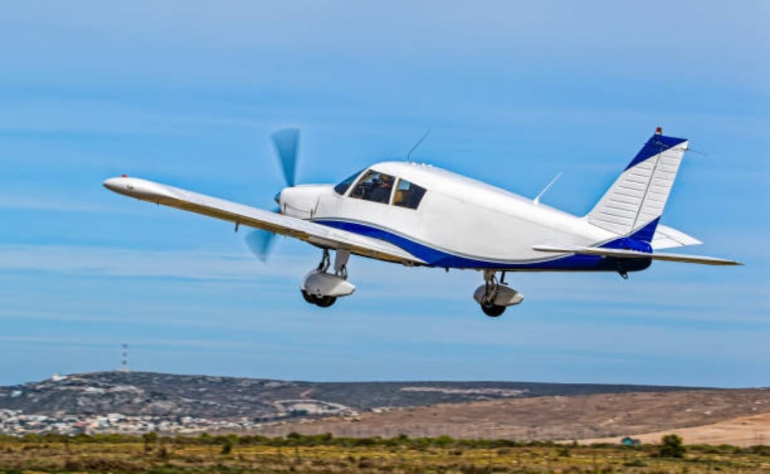 Avioneta se estrella y deja 4 personas sin vida en el norte de Colorado, EU