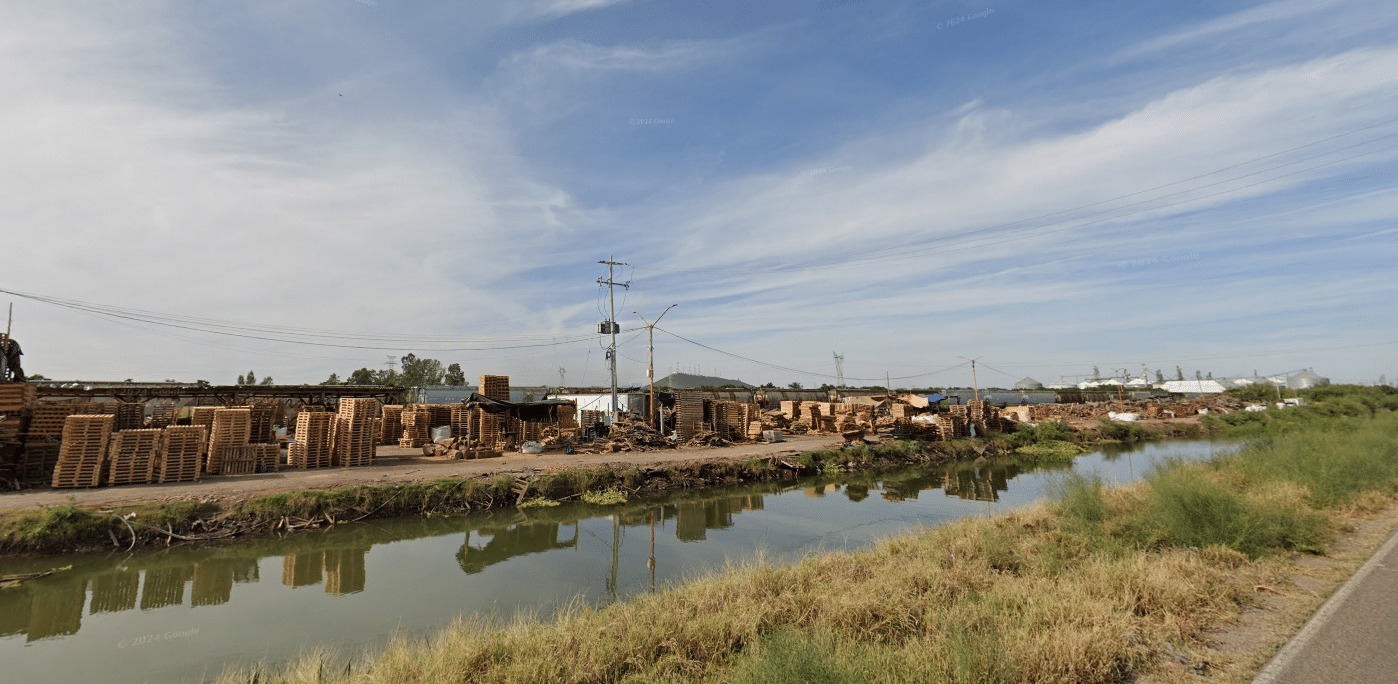 Canal de Riego en Sinaloa