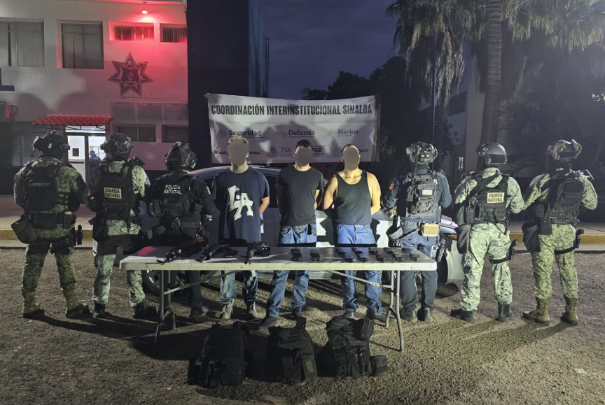 Agentes preventivos detienen a tres civiles armados y con vehículo robado en Culiacán