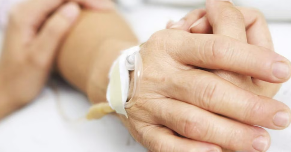 Nueva York legaliza la muerte asistida para pacientes terminales con nuevos controles