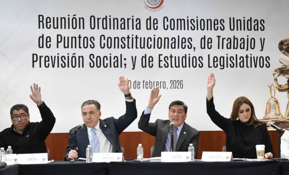 Avanza en el Senado reforma para reducir la jornada laboral a 40 horas