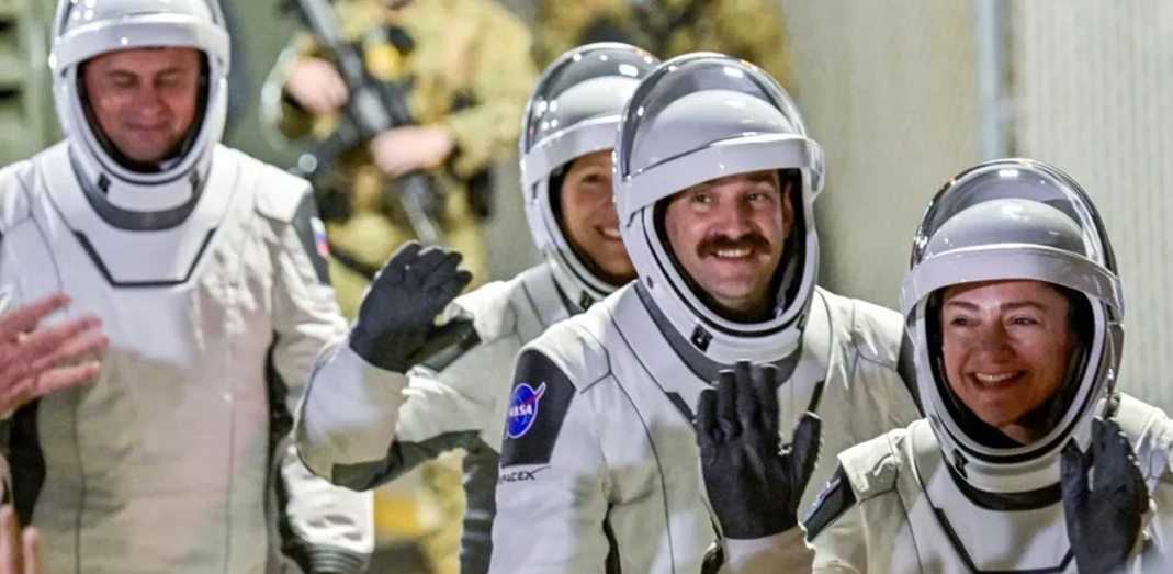 La misión Crew-12 restablece la rotación en la EEI tras evacuación médica histórica