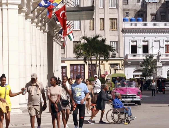 Costa Rica insta a sus ciudadanos a regresar ante la crisis en Cuba