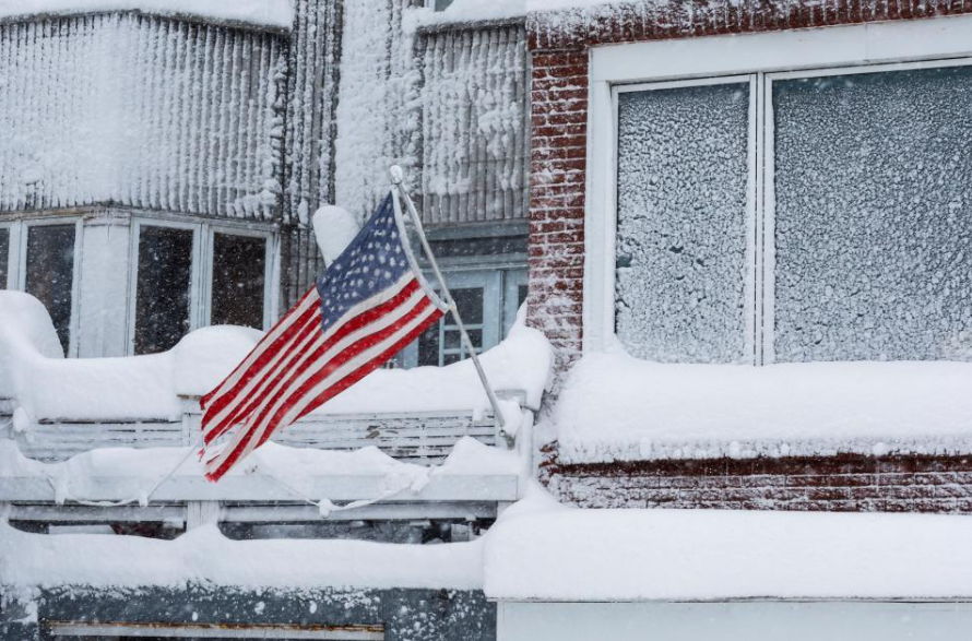 Histórica tormenta invernal paraliza el noreste de Estados Unidos