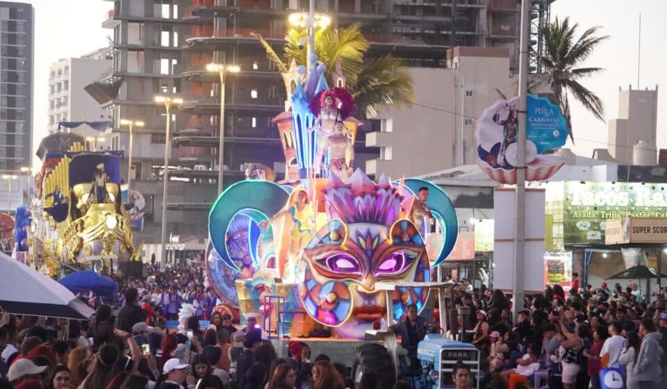 Carros alegóricos del Carnaval de Mazatlán