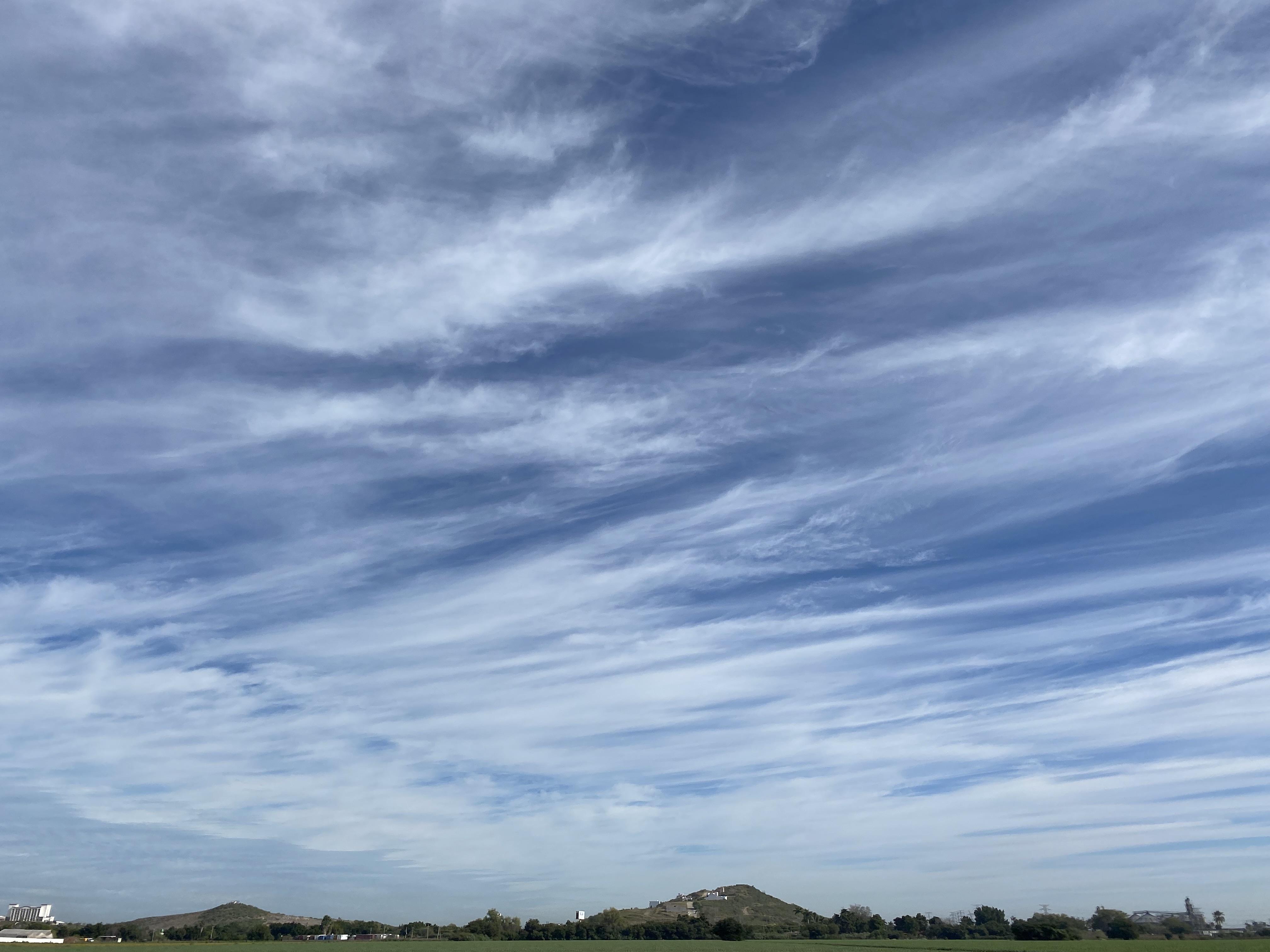 Cielo azul con nubes