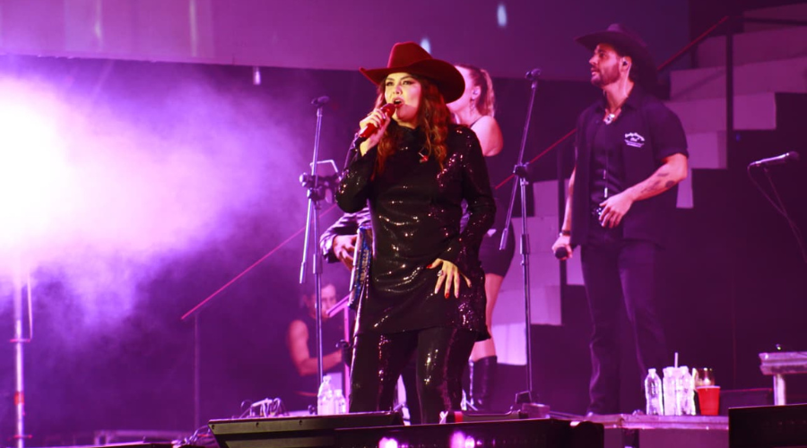 Concierto de Yuridia en Mazatlán