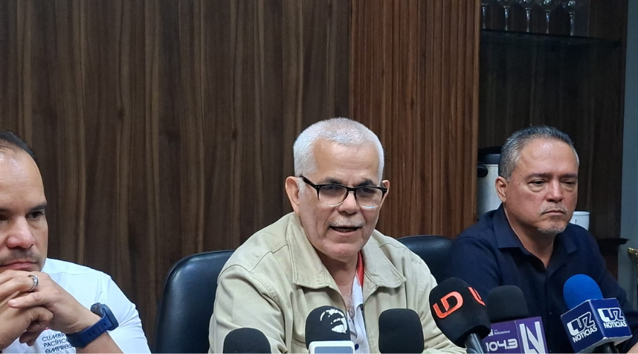 Mario Zazueta Félix, presidente del Consejo Empresarial Restaurantero en Los Mochis