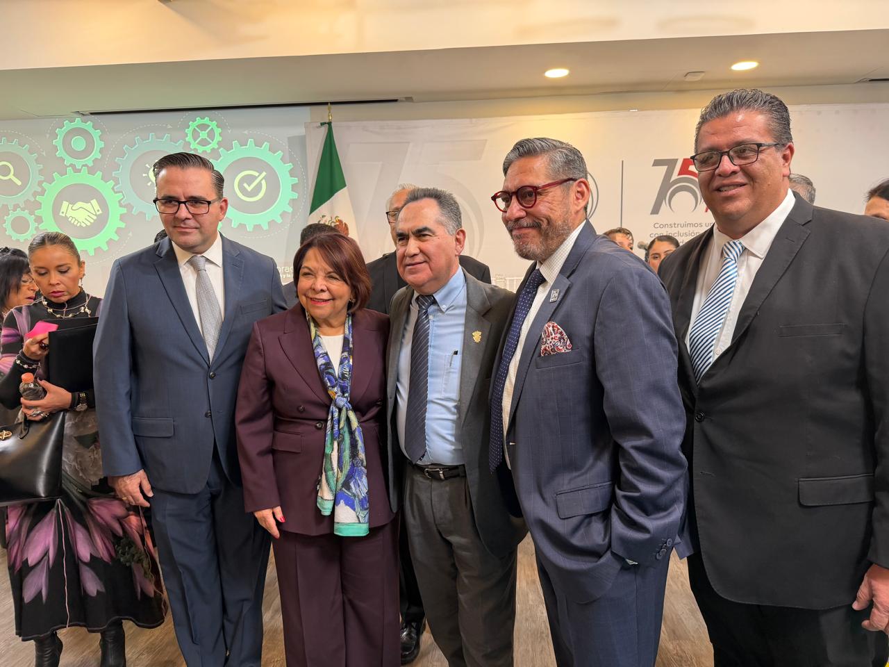 Jesús Madueña Molina presente en el Convenio Marco de Colaboración.