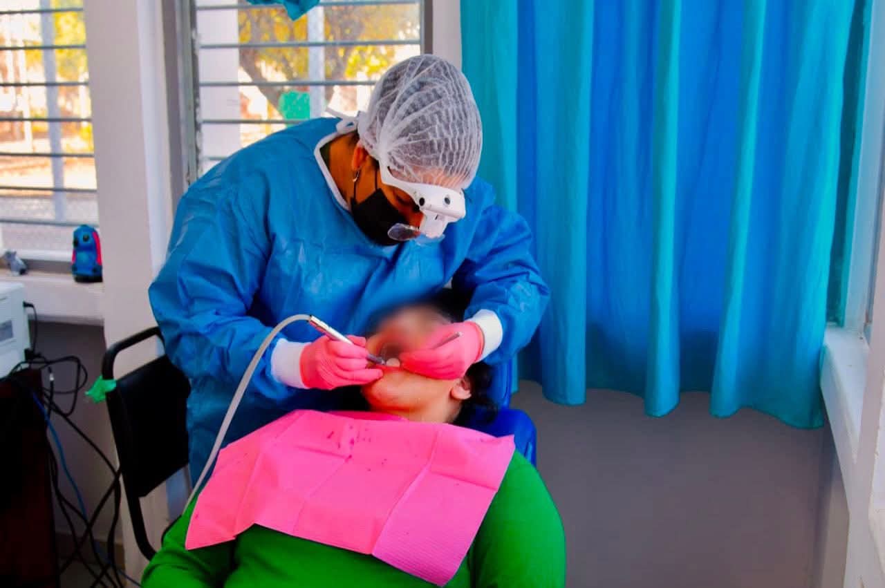 DIF lanza servicios dentales al 2x1 en Salvador Alvarado