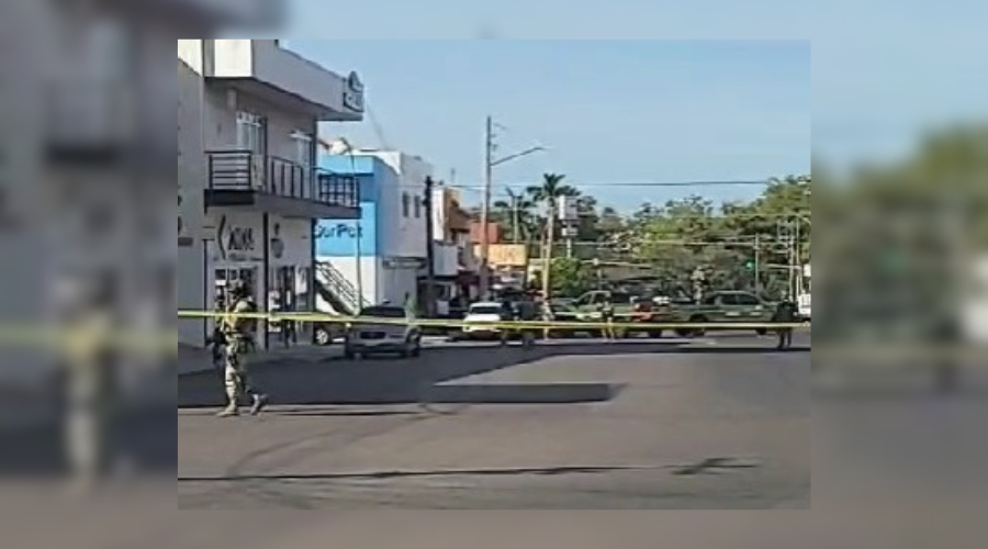 Ejército Mexicano resguardando la zona.