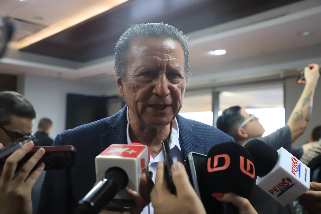 Feliciano Castro Melendrez, secretario de Economía en Sinaloa.