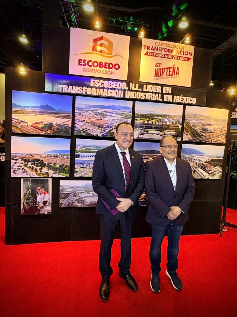 Antonio Menéndez en Feria Internacional en Ciudad de México