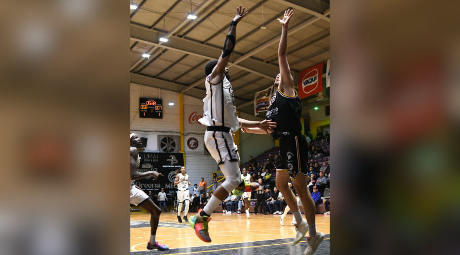 Frayles de Guasave vence a Rayos de Hermosillo