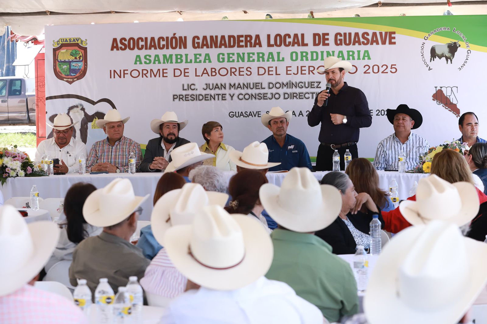 Junta de la Asociación Ganadera Local de Guasave