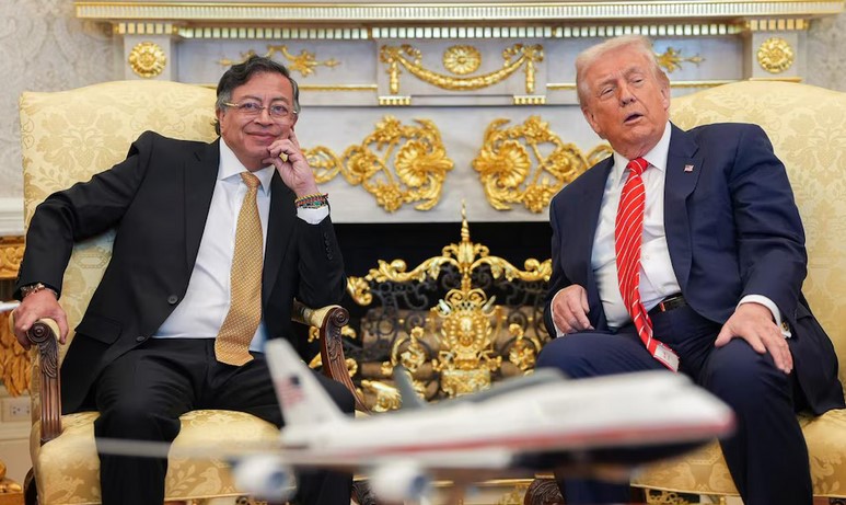 Petro califica como “muy positiva” su reunión con Trump y entrega lista de narcotraficantes