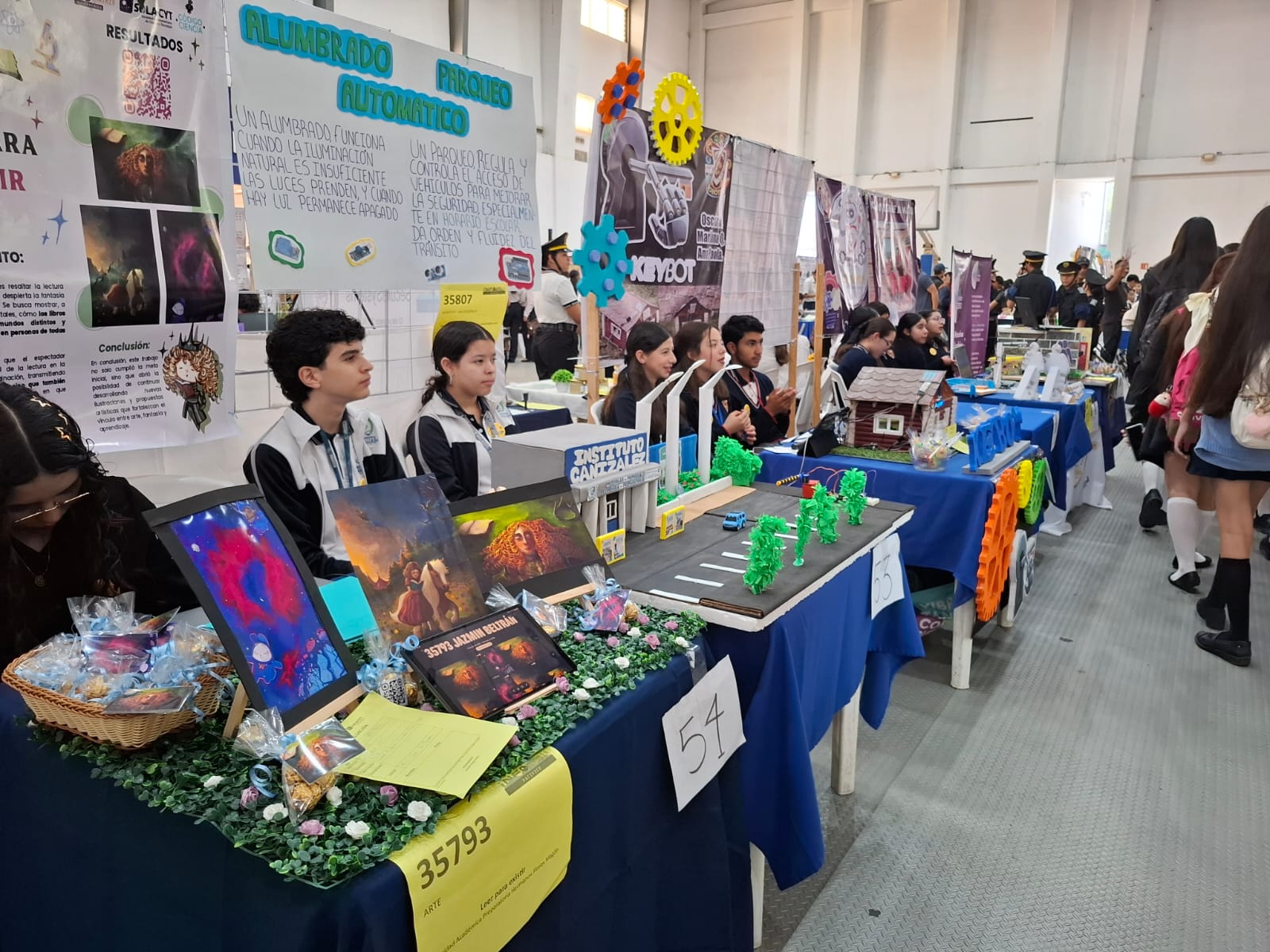 Inauguran infomatrix Regional 2026