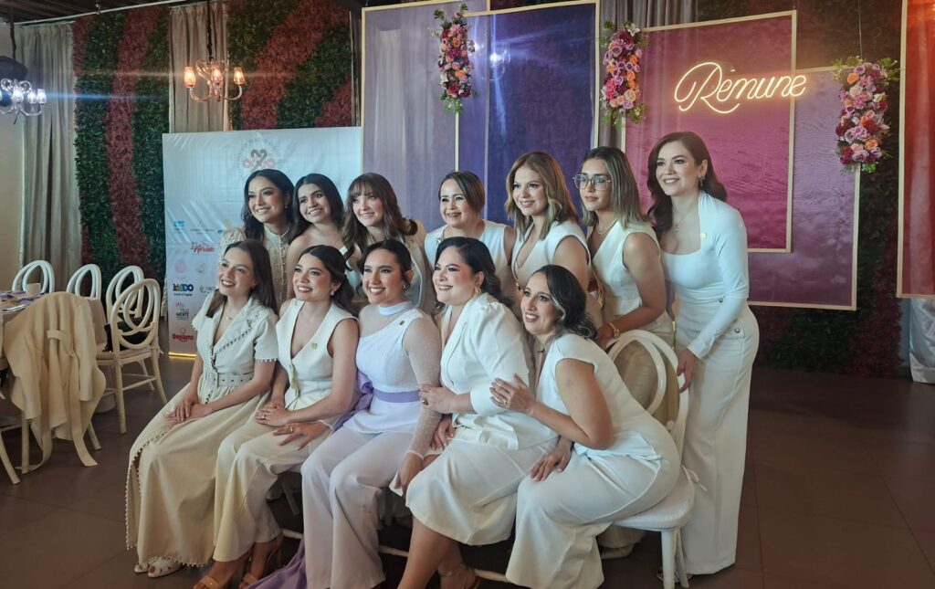 Integrantes de Remune en Los Mochis